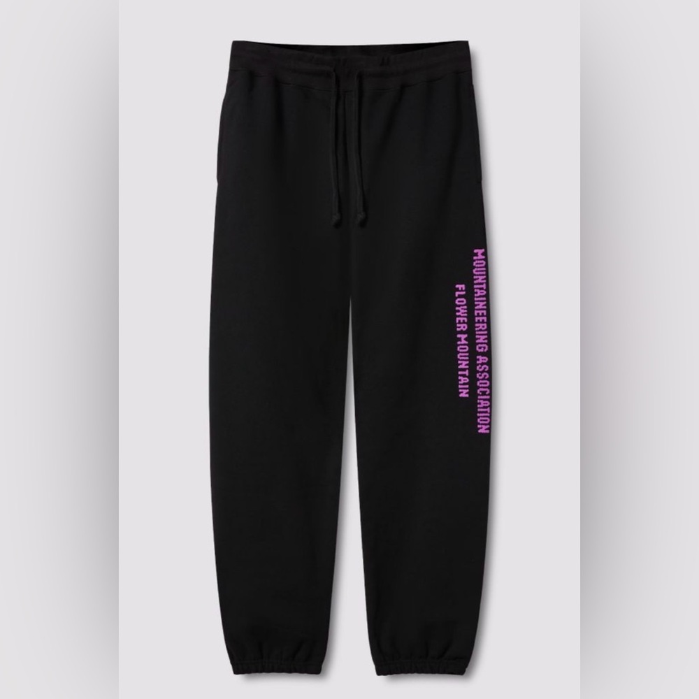 NWT Flower Mountain DMA SWEATPANTS RBW
Sweatpants - Black